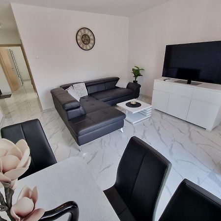 Apartman Striga ツリクヴェニツァ エクステリア 写真