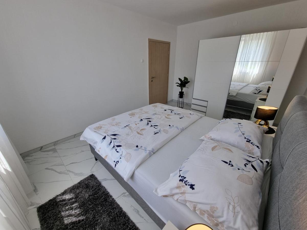 Apartman Striga ツリクヴェニツァ エクステリア 写真