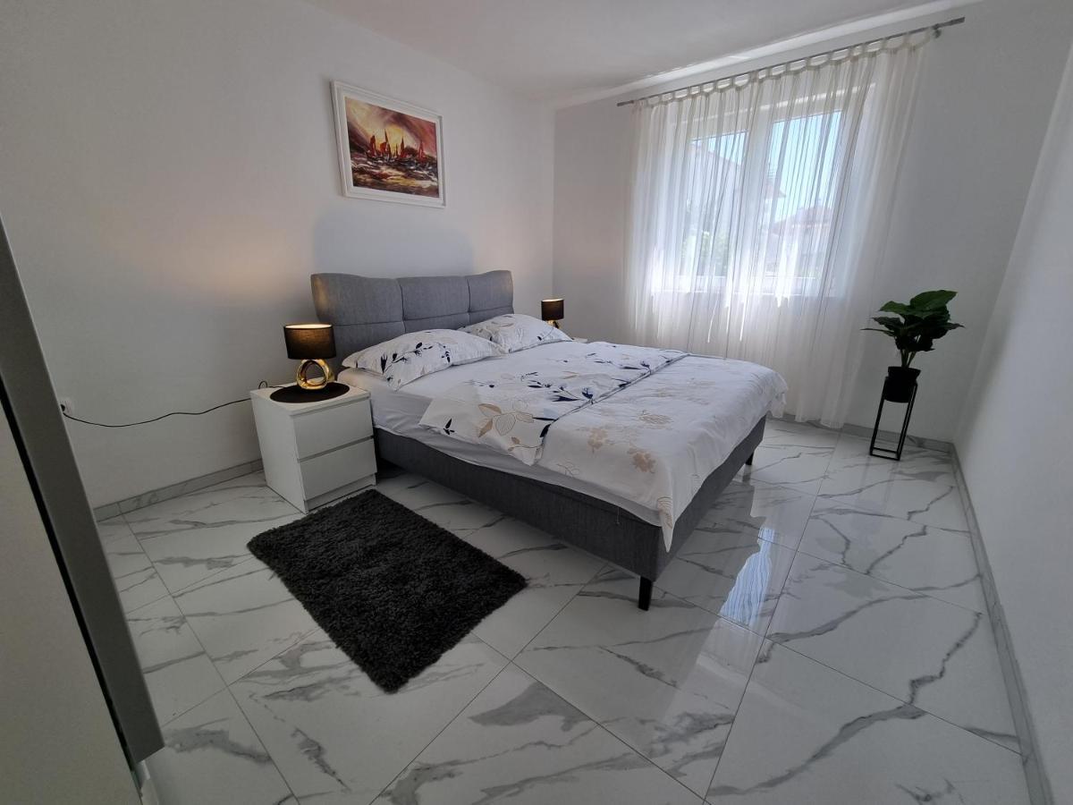 Apartman Striga ツリクヴェニツァ エクステリア 写真